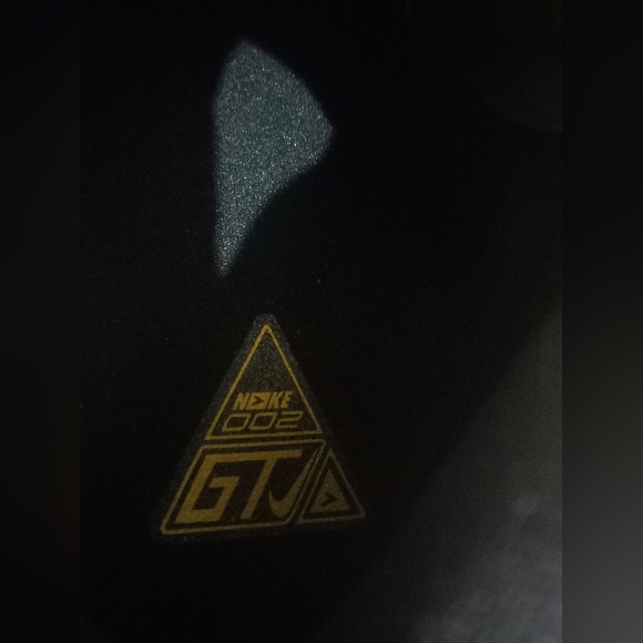 Nike G.T. Hustle 2 Basketball Shoes - Picture 2 of 7